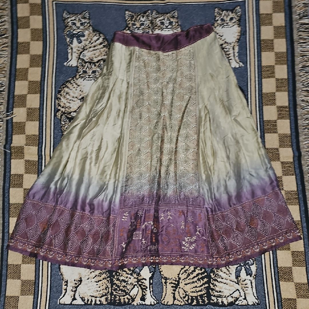 Soft Surroundings Elegant Purple And Cream Skirt Embroidery Ombre
